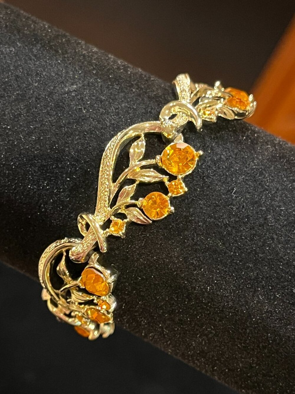 Vintage Signed Lisner Bracelet | Amber Rhinestone Gold Tone Leaf | Mid-Century